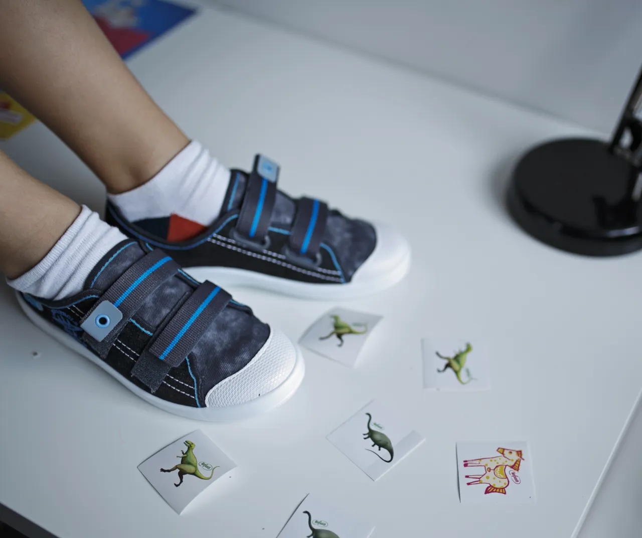 Najlepsze buty do szkoły: wygoda, styl i zgodność z regulaminem w jednym